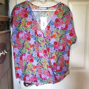 Criss cross floral top size Medium